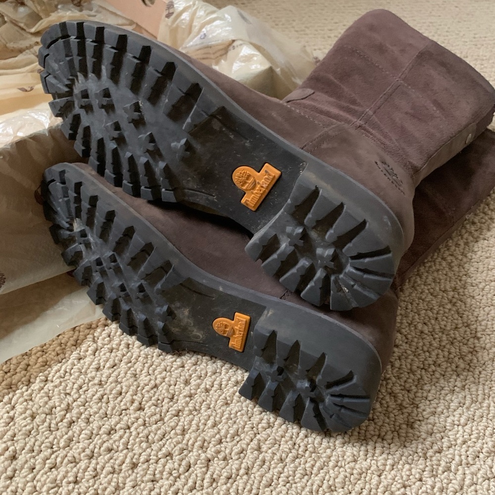 Timberland Tall sued brown boots